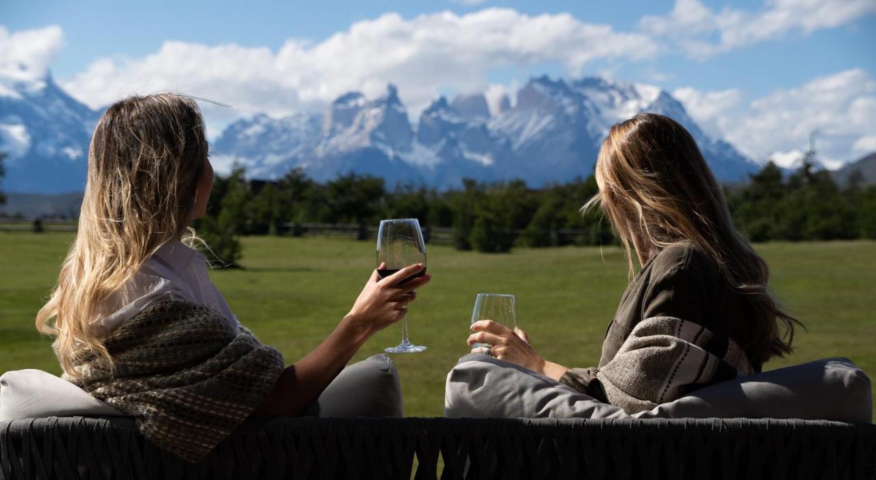 Rio Serrano Hotel + Spa Torres del Paine National Park Exterior foto