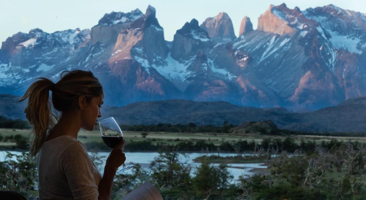 Rio Serrano Hotel + Spa Torres del Paine National Park Exterior foto