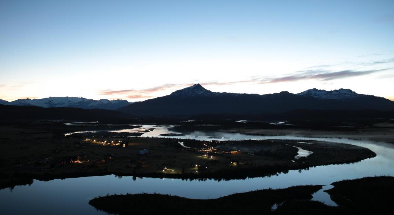 Rio Serrano Hotel + Spa Torres del Paine National Park Exterior foto